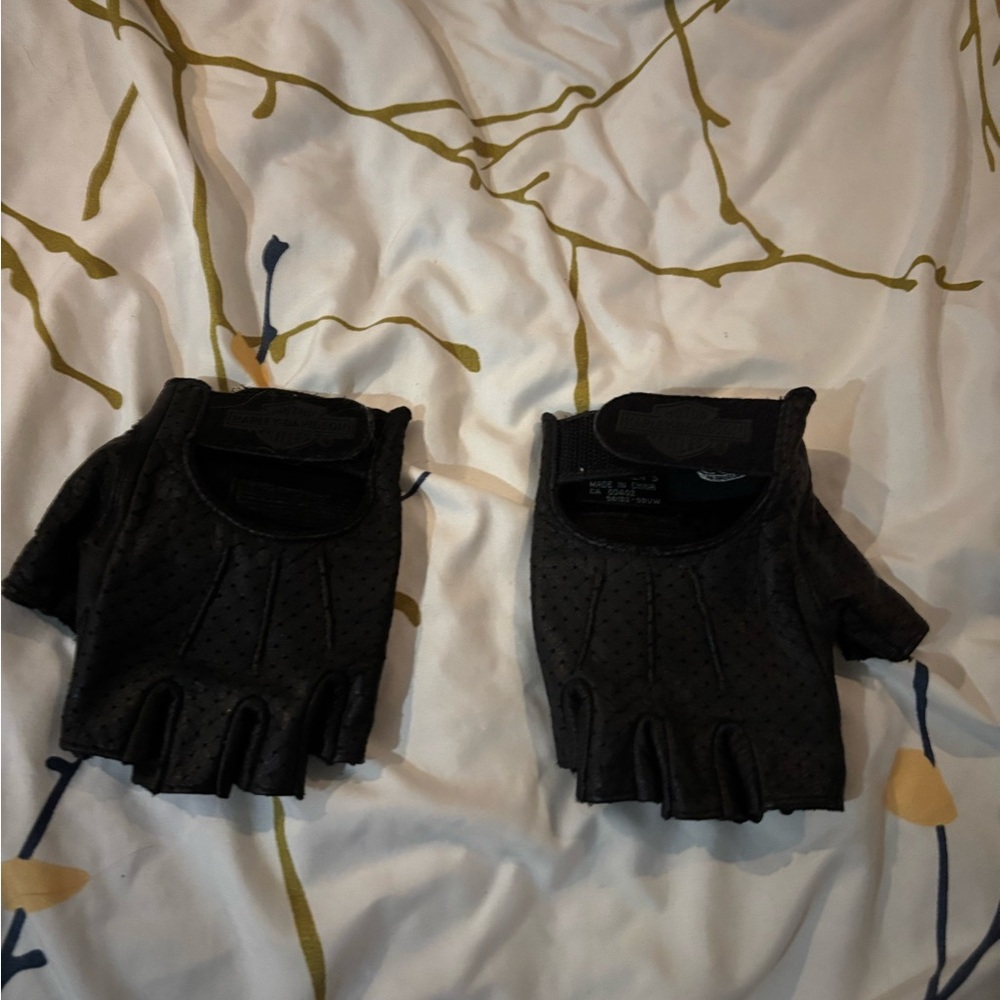 Harley Davidson fingerless gloves ￼